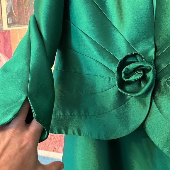 BEAUTIFUL Frascara Couture Dress with matching Jacket - Picture 3 of 11